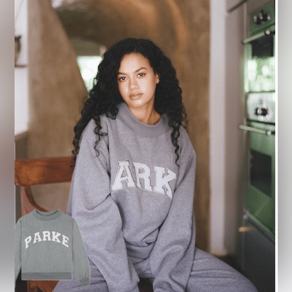 Parke - Crew neck size L -NWOT - Picture 1 of 2
